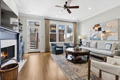 Tiny photo for 2723 N MAGNOLIA Avenue, Chicago, IL 60614 (MLS # 12582262)