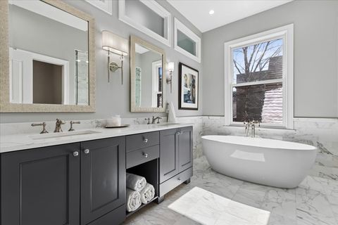 Tiny photo for 2723 N MAGNOLIA Avenue, Chicago, IL 60614 (MLS # 12582262)