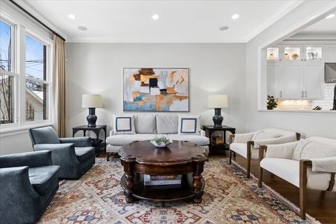 Tiny photo for 2723 N MAGNOLIA Avenue, Chicago, IL 60614 (MLS # 12582262)