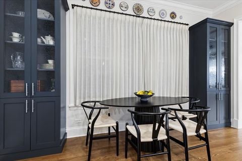 Tiny photo for 2723 N MAGNOLIA Avenue, Chicago, IL 60614 (MLS # 12582262)