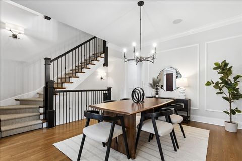 Tiny photo for 2723 N MAGNOLIA Avenue, Chicago, IL 60614 (MLS # 12582262)