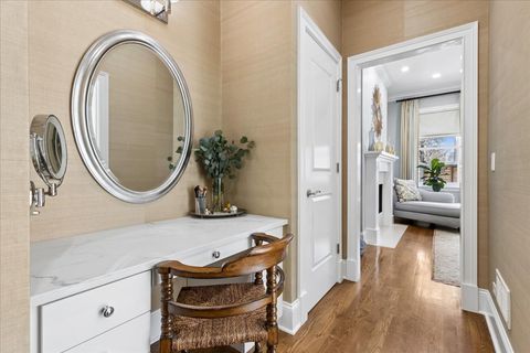 Tiny photo for 2723 N MAGNOLIA Avenue, Chicago, IL 60614 (MLS # 12582262)