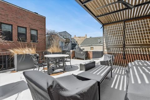 Tiny photo for 2723 N MAGNOLIA Avenue, Chicago, IL 60614 (MLS # 12582262)