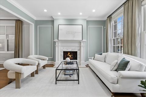 Tiny photo for 2723 N MAGNOLIA Avenue, Chicago, IL 60614 (MLS # 12582262)