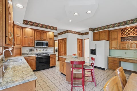 Tiny photo for 606 Lenox Court, Champaign, IL 61822 (MLS # 12764001)