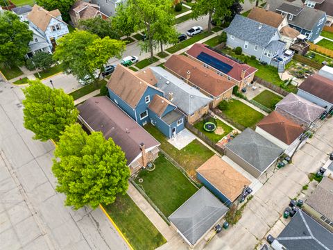 Tiny photo for 3002 Wesley Avenue, Berwyn, IL 60402 (MLS # 12400398)