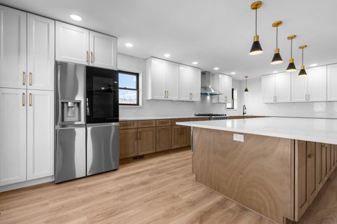 Tiny photo for 1023 BARBERRY Lane, Round Lake Beach, IL 60073 (MLS # 12557793)