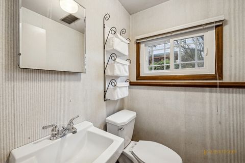 Tiny photo for 418 Glen Garry Road, Cary, IL 60013 (MLS # 12536869)