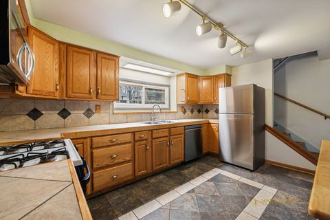 Tiny photo for 418 Glen Garry Road, Cary, IL 60013 (MLS # 12536869)