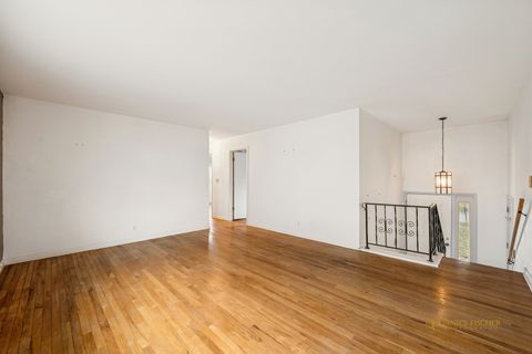 Tiny photo for 418 Glen Garry Road, Cary, IL 60013 (MLS # 12536869)