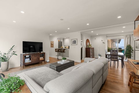 Tiny photo for 6121 N Sheridan Road #3A, Chicago, IL 60660 (MLS # 12687599)