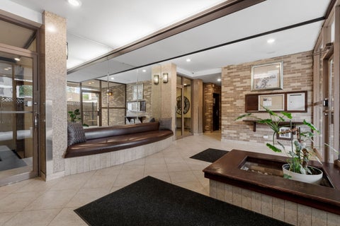 Tiny photo for 6121 N Sheridan Road #3A, Chicago, IL 60660 (MLS # 12687599)