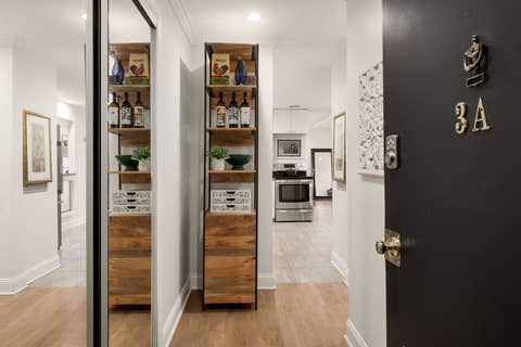 Tiny photo for 6121 N Sheridan Road #3A, Chicago, IL 60660 (MLS # 12687599)