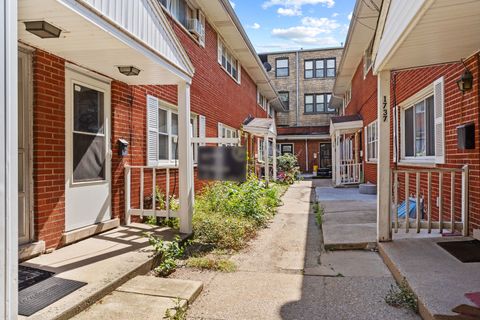 Tiny photo for 1723 W Thome Avenue, Chicago, IL 60660 (MLS # 12479600)