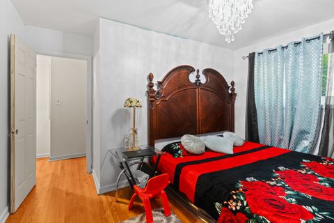 Tiny photo for 1723 W Thome Avenue, Chicago, IL 60660 (MLS # 12479600)