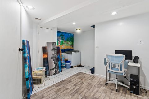 Tiny photo for 1723 W Thome Avenue, Chicago, IL 60660 (MLS # 12479600)