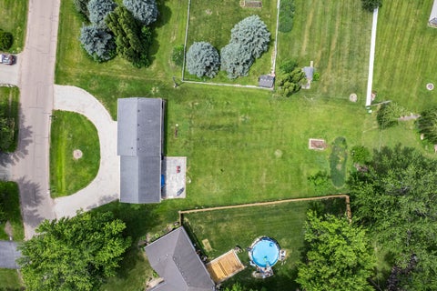 Tiny photo for 1010 Suzy Street, Lake Holiday, IL 60548 (MLS # 12685547)