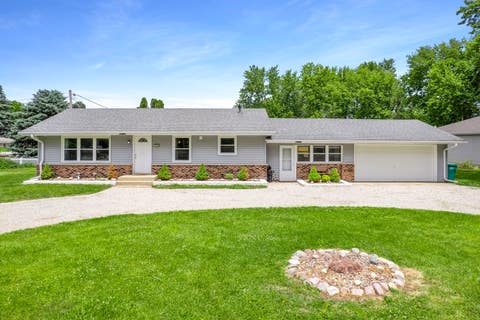 Photo of 1010 Suzy Street, Lake Holiday, IL 60548 (MLS # 12685547)