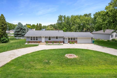 Tiny photo for 1010 Suzy Street, Lake Holiday, IL 60548 (MLS # 12685547)