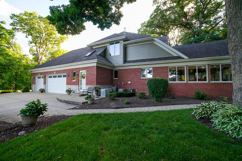 Tiny photo for 1605 Waterford Place, Bourbonnais, IL 60914 (MLS # 12387467)
