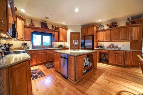 Tiny photo for 1605 Waterford Place, Bourbonnais, IL 60914 (MLS # 12387467)