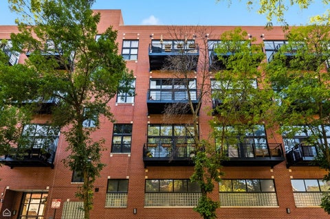 Photo of 1934 N Washtenaw Avenue #207, Chicago, IL 60647 (MLS # 12698035)