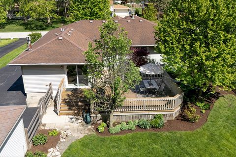 Tiny photo for 5324 Clover Drive, Lisle, IL 60532 (MLS # 12623999)