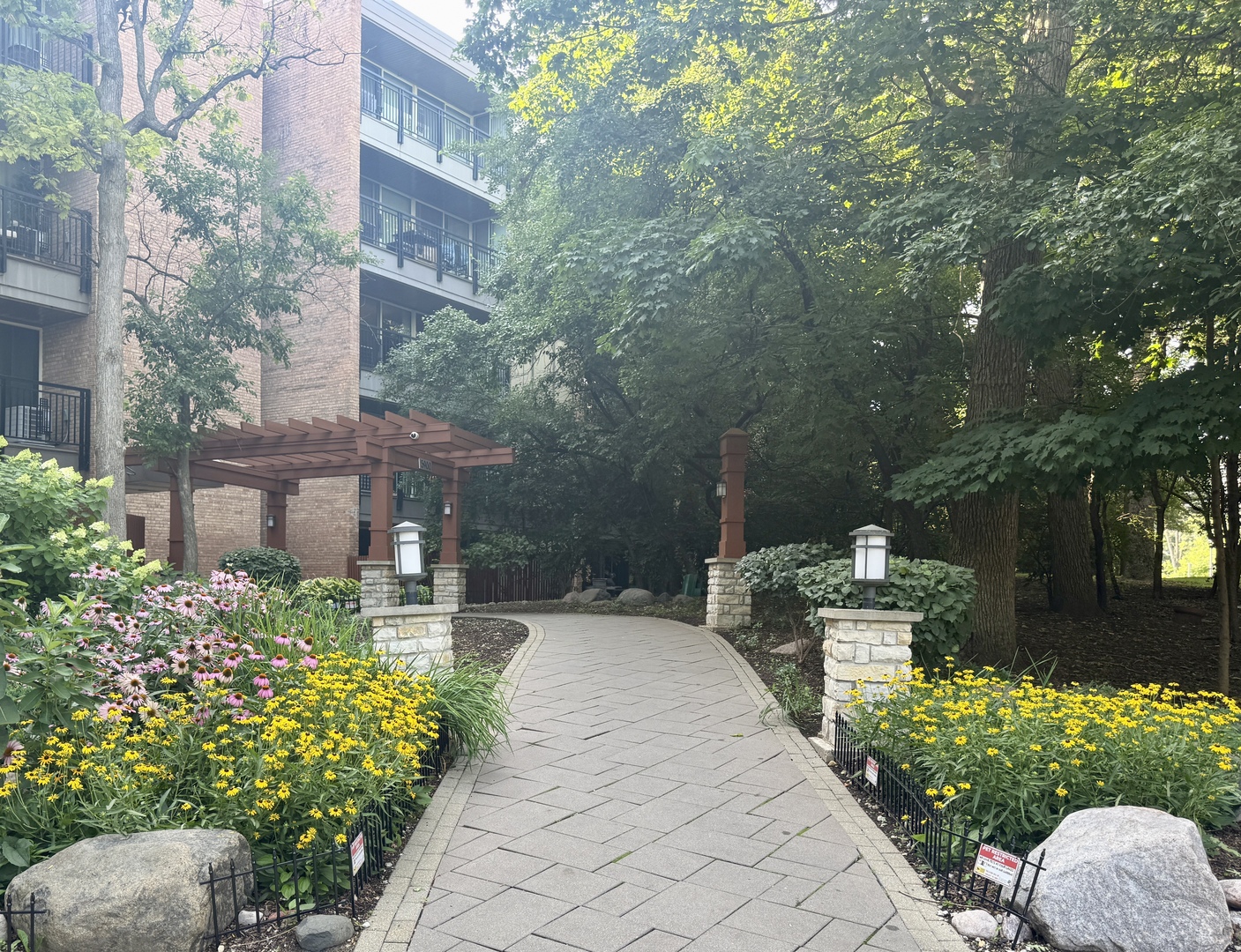 5900 Oakwood Drive 4G