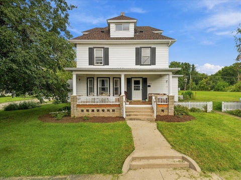 Photo of 1702 E 5th Street, Sterling, IL 61081 (MLS # 12770515)