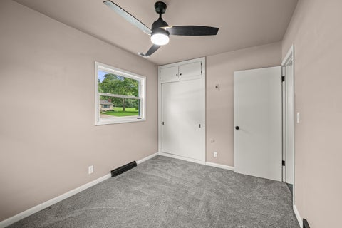 Tiny photo for 828 10th Street, Bettendorf, IA 52722 (MLS # 12768455)