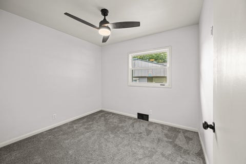 Tiny photo for 828 10th Street, Bettendorf, IA 52722 (MLS # 12768455)