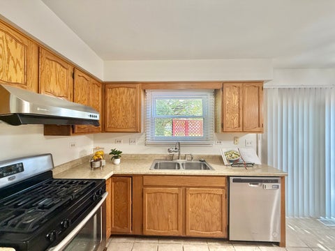 Tiny photo for 1582 Hinterlong Lane, Naperville, IL 60563 (MLS # 12657264)