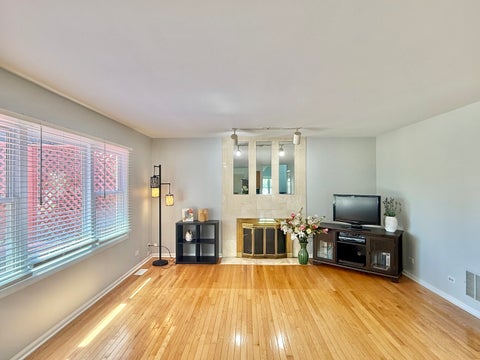 Tiny photo for 1582 Hinterlong Lane, Naperville, IL 60563 (MLS # 12657264)