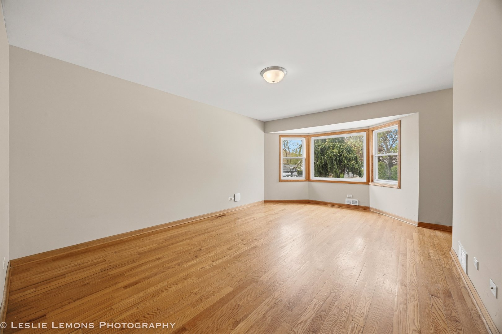 3549 N Octavia Avenue