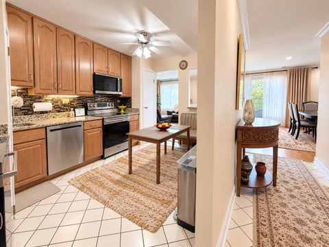 Tiny photo for 1747 W Crystal Lane #301, Mount Prospect, IL 60056 (MLS # 12790099)