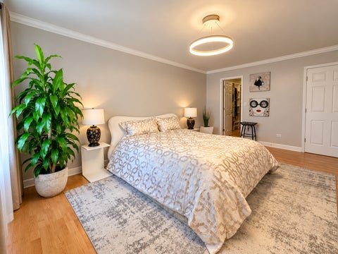 Tiny photo for 1747 W Crystal Lane #301, Mount Prospect, IL 60056 (MLS # 12790099)