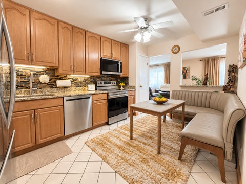 Tiny photo for 1747 W Crystal Lane #301, Mount Prospect, IL 60056 (MLS # 12790099)