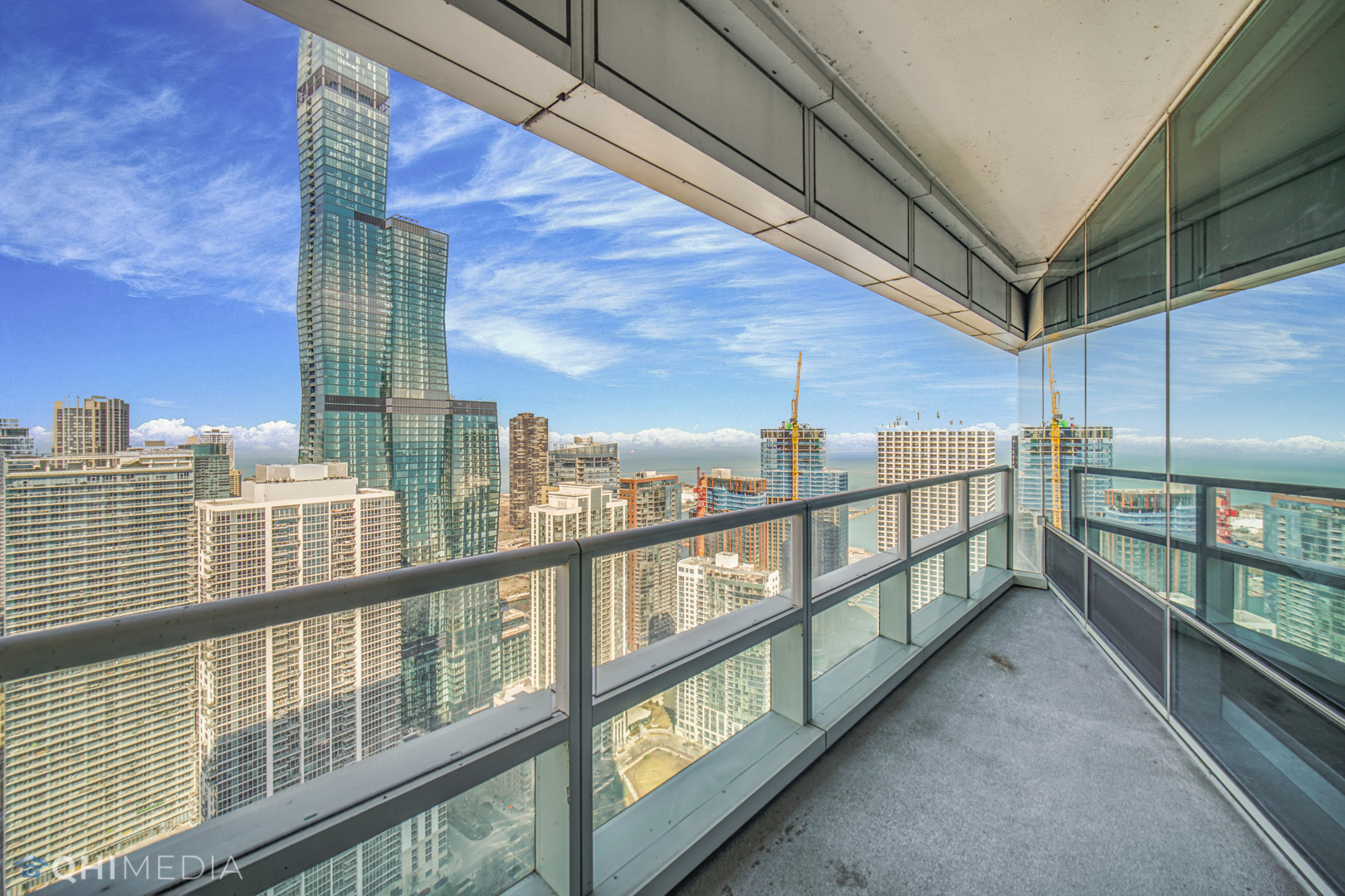 340 E RANDOLPH Street 4804