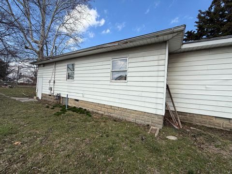 Tiny photo for 616 N Walnut Street, Centralia, IL 62801 (MLS # 12591960)