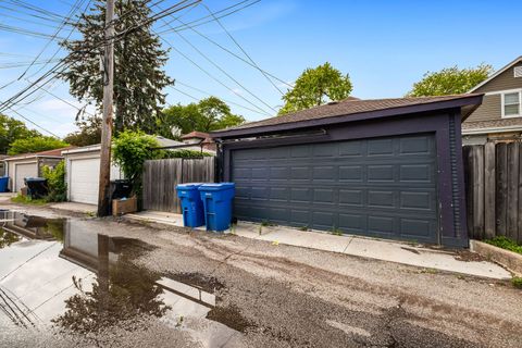 Tiny photo for 6141 N Maplewood Avenue, Chicago, IL 60659 (MLS # 12678479)