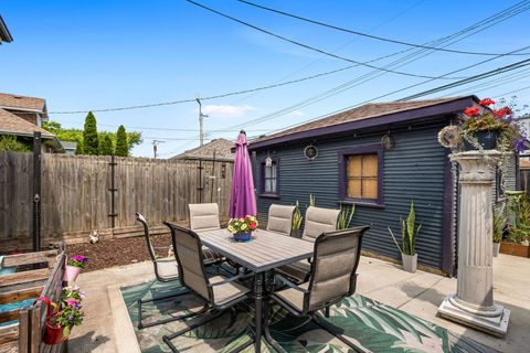 Tiny photo for 6141 N Maplewood Avenue, Chicago, IL 60659 (MLS # 12678479)