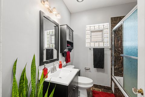 Tiny photo for 6141 N Maplewood Avenue, Chicago, IL 60659 (MLS # 12678479)