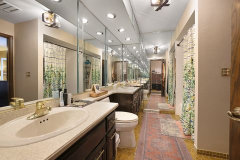 Tiny photo for 336 S CENTRAL Avenue, Wood Dale, IL 60191 (MLS # 12467260)