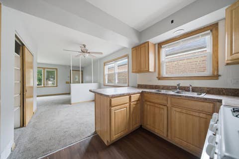 Tiny photo for 8018 S Michigan Avenue, Chicago, IL 60619 (MLS # 12734434)