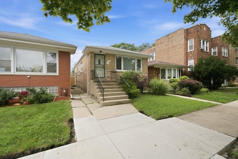 Tiny photo for 8018 S Michigan Avenue, Chicago, IL 60619 (MLS # 12734434)