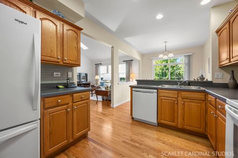 Tiny photo for 869 Cambridge Drive, Batavia, IL 60510 (MLS # 12485920)