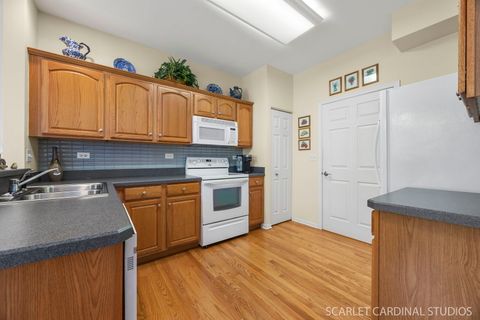 Tiny photo for 869 Cambridge Drive, Batavia, IL 60510 (MLS # 12485920)