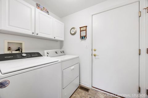 Tiny photo for 869 Cambridge Drive, Batavia, IL 60510 (MLS # 12485920)