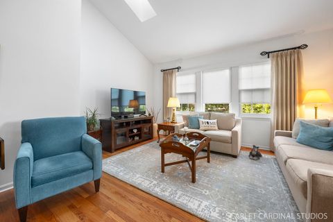 Tiny photo for 869 Cambridge Drive, Batavia, IL 60510 (MLS # 12485920)