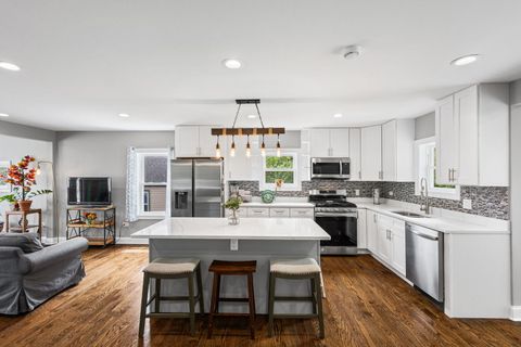 Tiny photo for 15332 Kenton Avenue, Oak Forest, IL 60452 (MLS # 12686921)